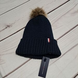 Tommy Hilfiger Fleece Lined Beanie Cap Hat With Pom